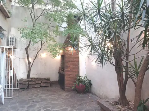 VENTA Piso 3 Ambientes con Parrilla y 2 Patios Arbolados. Un oasis en Núñez APTO CRÉDITO y Airbnb