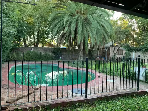 Fray Luis Beltrán al 2400