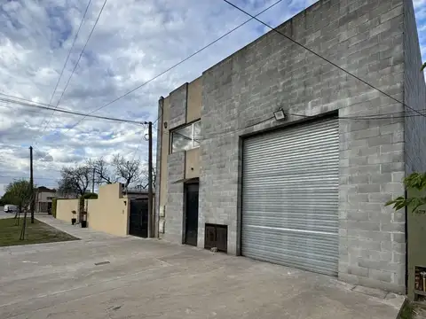 Galpon en Venta 28  mts Fondo