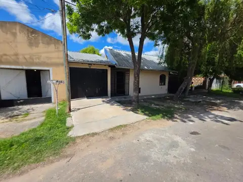 Casa en Venta en Granadero Baigorria, USD 83.000