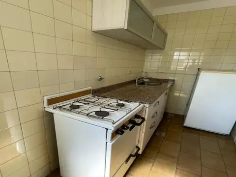 Departamento en Venta en Chacarita, USD 68.000