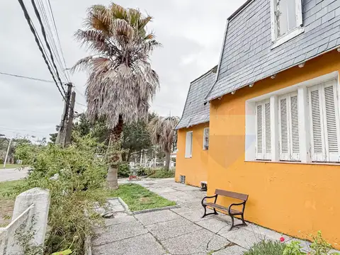 Casa en Venta en La Floresta, USD 180.000