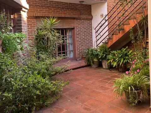 Casa - Venta - Argentina, Capital Federal - Medrano 1485