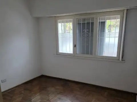 Departamento en Alquiler en La Perla Sur, $ 800.000