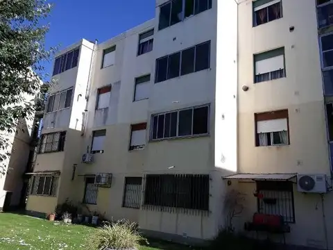 Departamento en Alquiler en Longchamps, $ 550.000