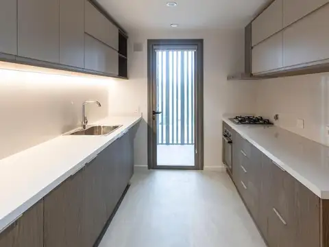 Departamento en Alquiler con 2 cocheras