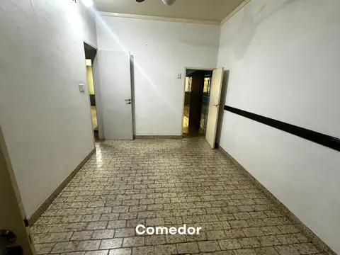 venta casa 7 ambientes con cochera y quincho