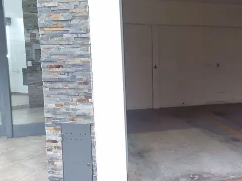 COCHERA EN EL CENTRO DE CIUDADELA