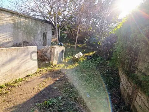 Lote en venta - 10 x 40 mts - construcción a demolerLa Plata - 65 e/ 16 y 17