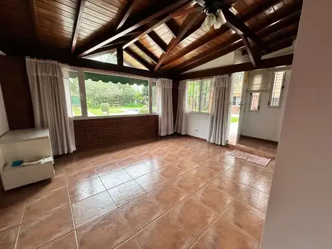 CASA VENTA BARRIO MONTECARLO, DEL VISO