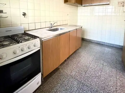 2 AMB APTO PROF,37 MTS TOT,LATERAL LUMINOSO,COC Y LAV INDPTE,BAÑO COMP,PLACARD,APTO CREDITO!