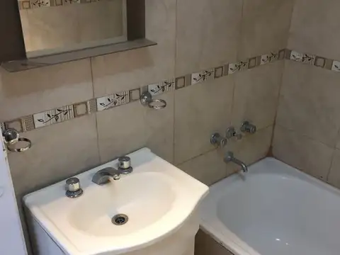 Departamento 2 ambientes con 1 baño