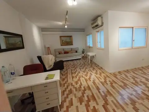 Departamento-Oficina en venta 1 ambiente divisible Microcentro Rodriguez Peña 400