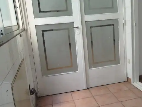 Departamento 8 ambientes con 1 baño