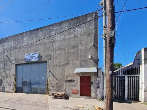 Galpon en Alquiler en Lomas del Mirador, USD 10.000