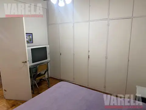Depto Tipo Casa en Venta en Villa del Parque, USD 115.000