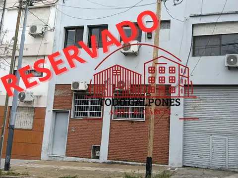 Galpón 330m2 en 2 Plantas