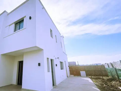 Casa en Venta en Pilar, USD 245.000