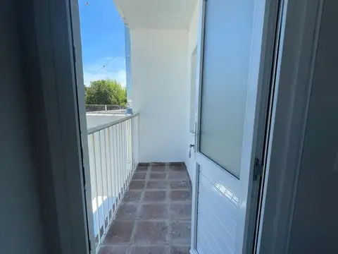 Departamento en Alquiler en Centro De Lujan, $ 550.000