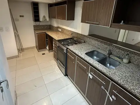 Departamento en Alquiler de 4 ambientes