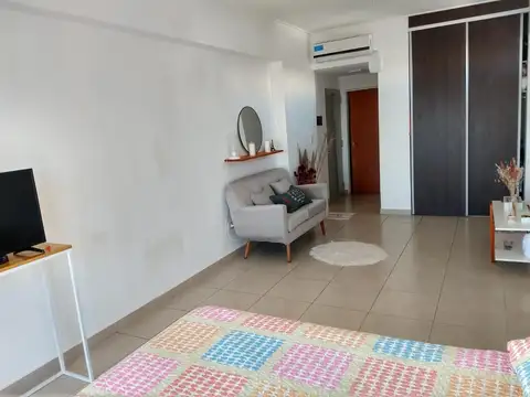 VENTA Monoambiente en Av. 7 e/36 y 37