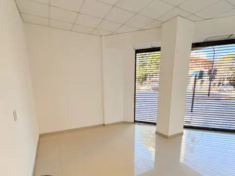 Local - Venta - Argentina, Capital Federal - OLIVERA, AV. 90