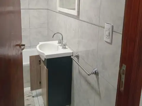 Depto Tipo Casa en Alquiler en Barrio Aeroparque, $ 500.000
