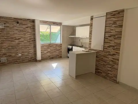 ALQUILER PH SIN EXPENSAS EN VERSALLES 3 AMBIENTES