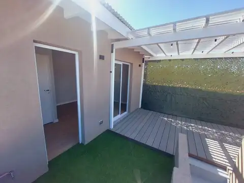 Depto Tipo Casa en Venta 5 años