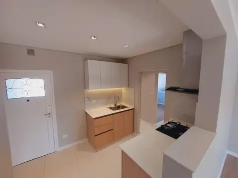 Depto Tipo Casa en Venta en José León Suárez, USD 80.000