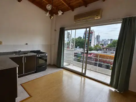 Yapeyú 200, Piso 5