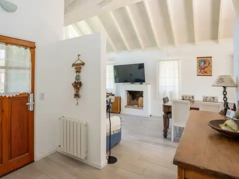 Casa en Venta en Acacias Blancas, USD 199.900
