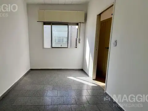 Depto Tipo Casa en Venta en Villa Luzuriaga, USD 49.500