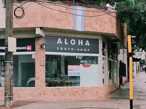 EN ALQUILER LOCAL EN ESQUINA EN POSADAS