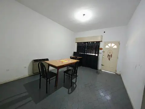 Casa en venta 4 ambientes quincho garage APTO CREDITO