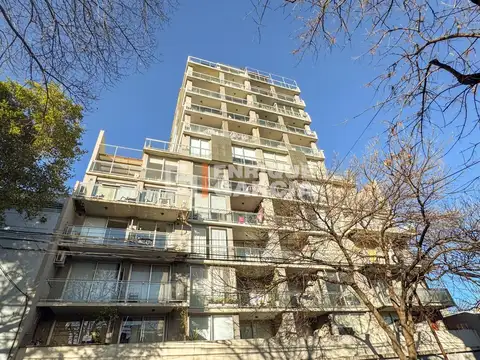 VENTA 2 AMBIENTES CON COCHERA BALCON Y AMENITIES