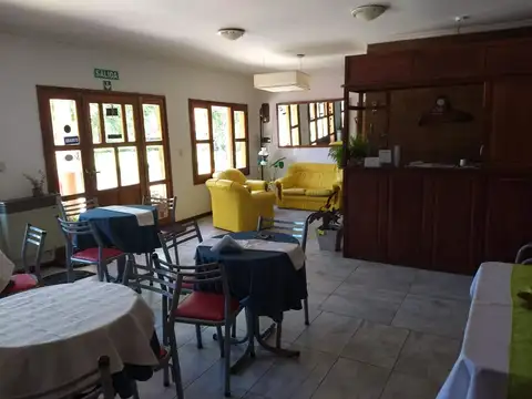 Hotel en Venta en Carpinteria, USD 400.000