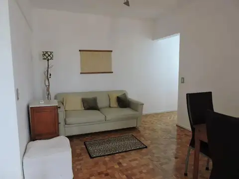 Humberto 1 600, Piso 11