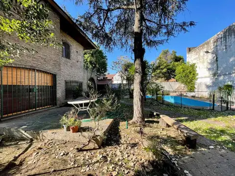 General Juan José Valle 700