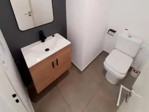 Depto Tipo Casa en Alquiler con 1 cocheras