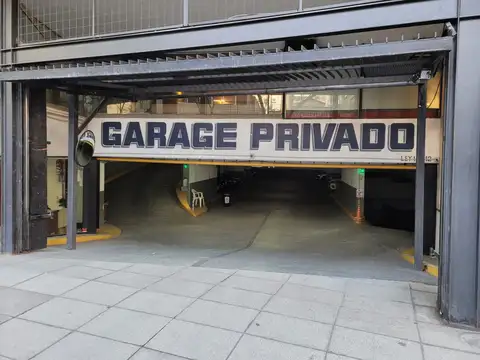 Oportunidad | Cochera en Venta con Bajas Expensas en Ubicación Estratégica