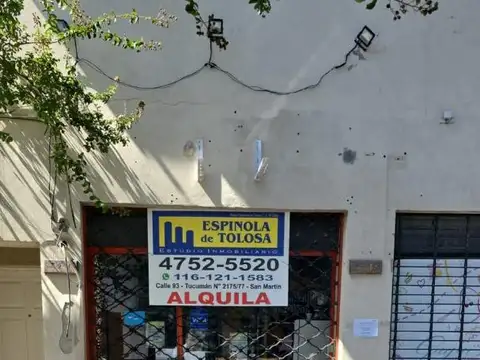 Local en Alquiler Via Pública