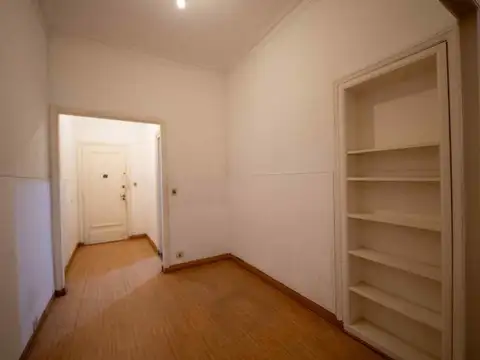 Departamento en Alquiler en Balvanera, $ 650.000