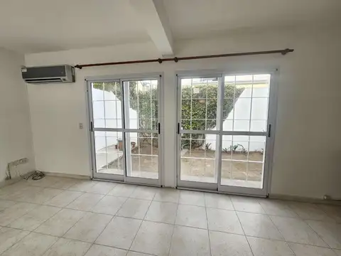 Casa en Alquiler de 3 dormitorios