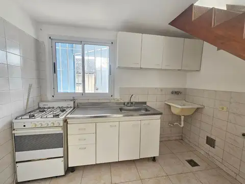 Casa en Alquiler con 1 cochera