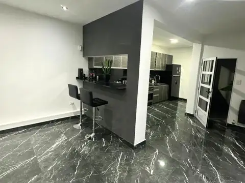 Depto Tipo Casa en Venta en Valentin Alsina, USD 189.900