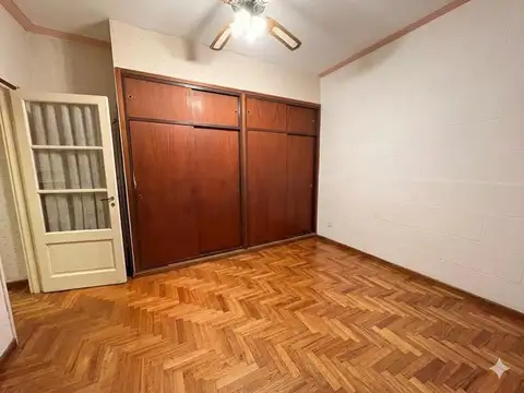 Casa en Alquiler en Coghlan, $ 1.700.000