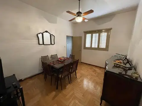 Casa en Venta en Bernal Oeste, USD 110.000