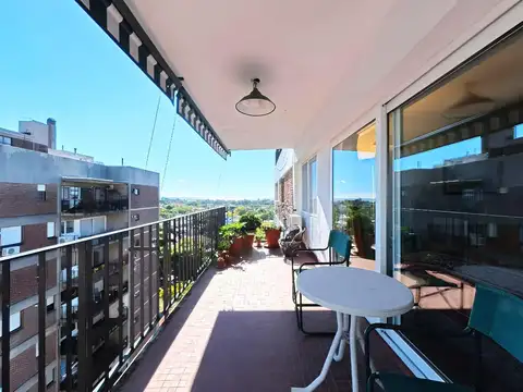 Departamento en Venta en Acassuso Vias  /  Santa Fe, USD 520.000