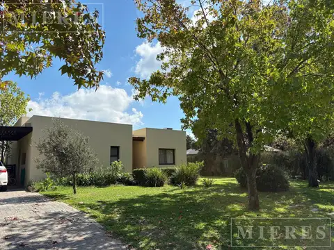 Casa en venta en Roble Joven